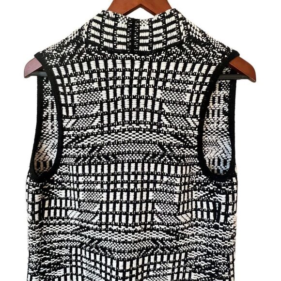 Angel of the North Anthropologie Roenne Wool Blend Sweater Vest - Picture 7 of 9